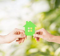 <b>刚好填补了内墙涂料市涂料方面的欠缺</b>